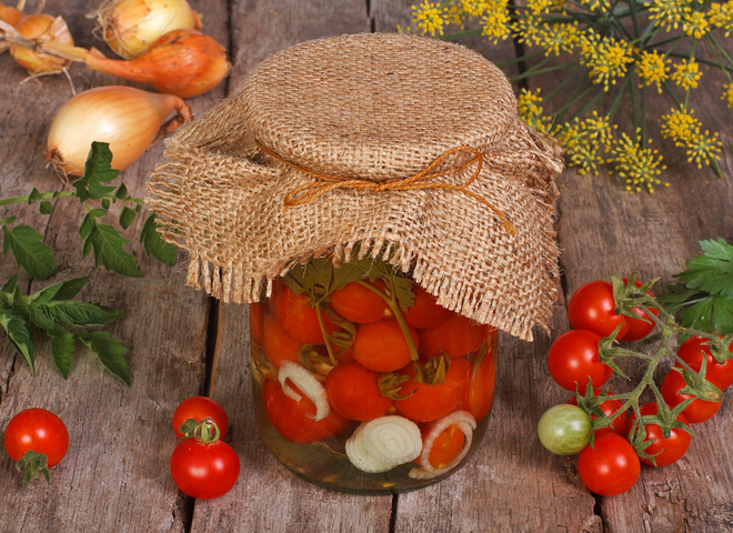 помідори в желатині на зиму: незвичайний рецепт