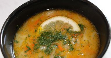 цибулевий суп з капустою