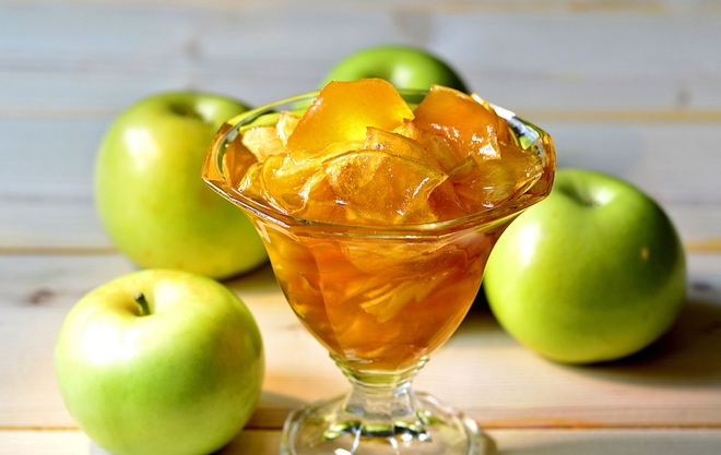 варення з яблук: рецепт бурштинових дольок