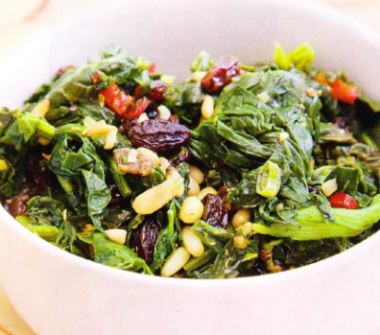 Кисло-солодкий овочевий салат з чорносливом