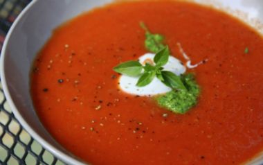 гострий томатний суп