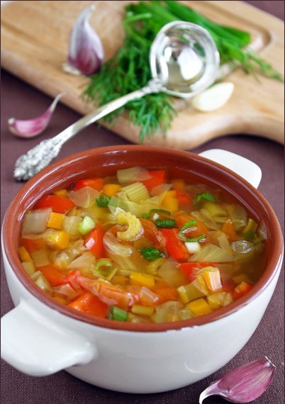 овочевий суп з селерою в мультиварці