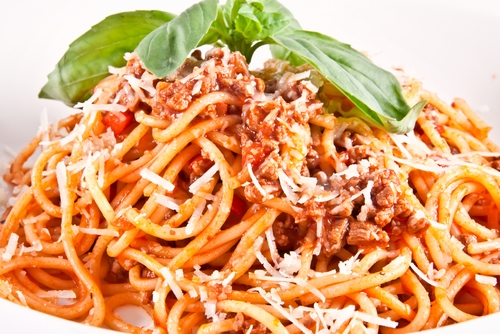 спагеті приготовані в мультиварці