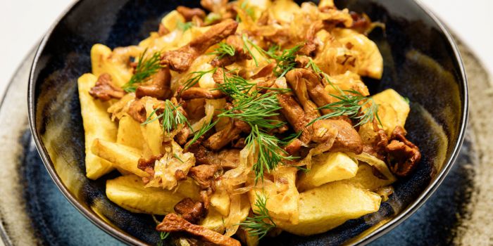 Корисний рецепт картоплі з лисичками, який не шкодить фігурі